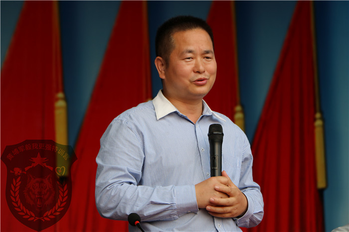 廣州喜洋洋便利店有限公司128人到黃埔軍校青少年訓練基地進行魔鬼訓練