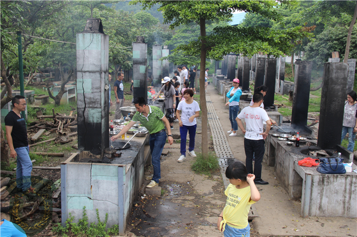 碧桂花城學校五年一班到黃埔軍校青少年訓練基地拓展一天
